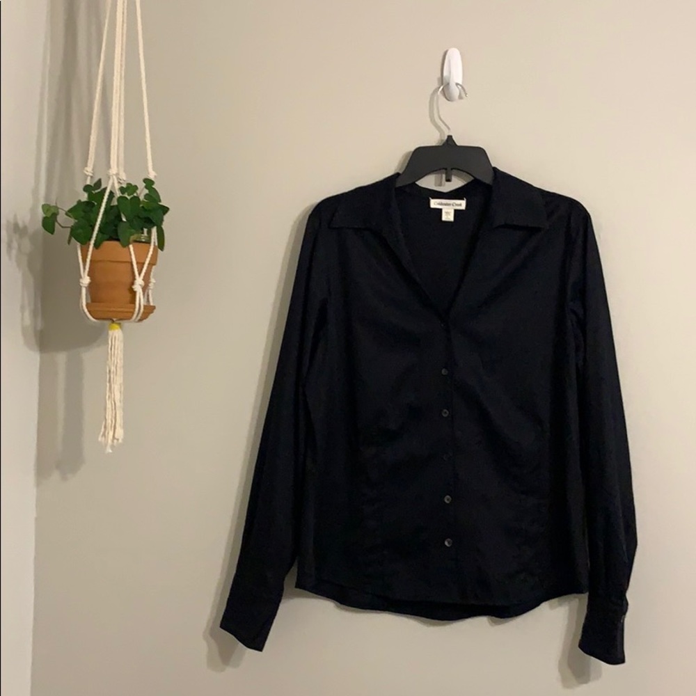 ☮️ Black Button Down